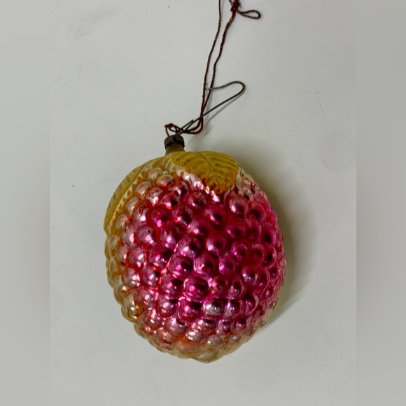 Antique Mercury Glass Pink Yellow Figural Berry Fruit Christmas Tree Ornament - Picture 7 of 16